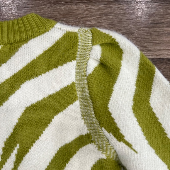 Greylin Harris Intarsia Knit Sweater - Picture 10 of 11